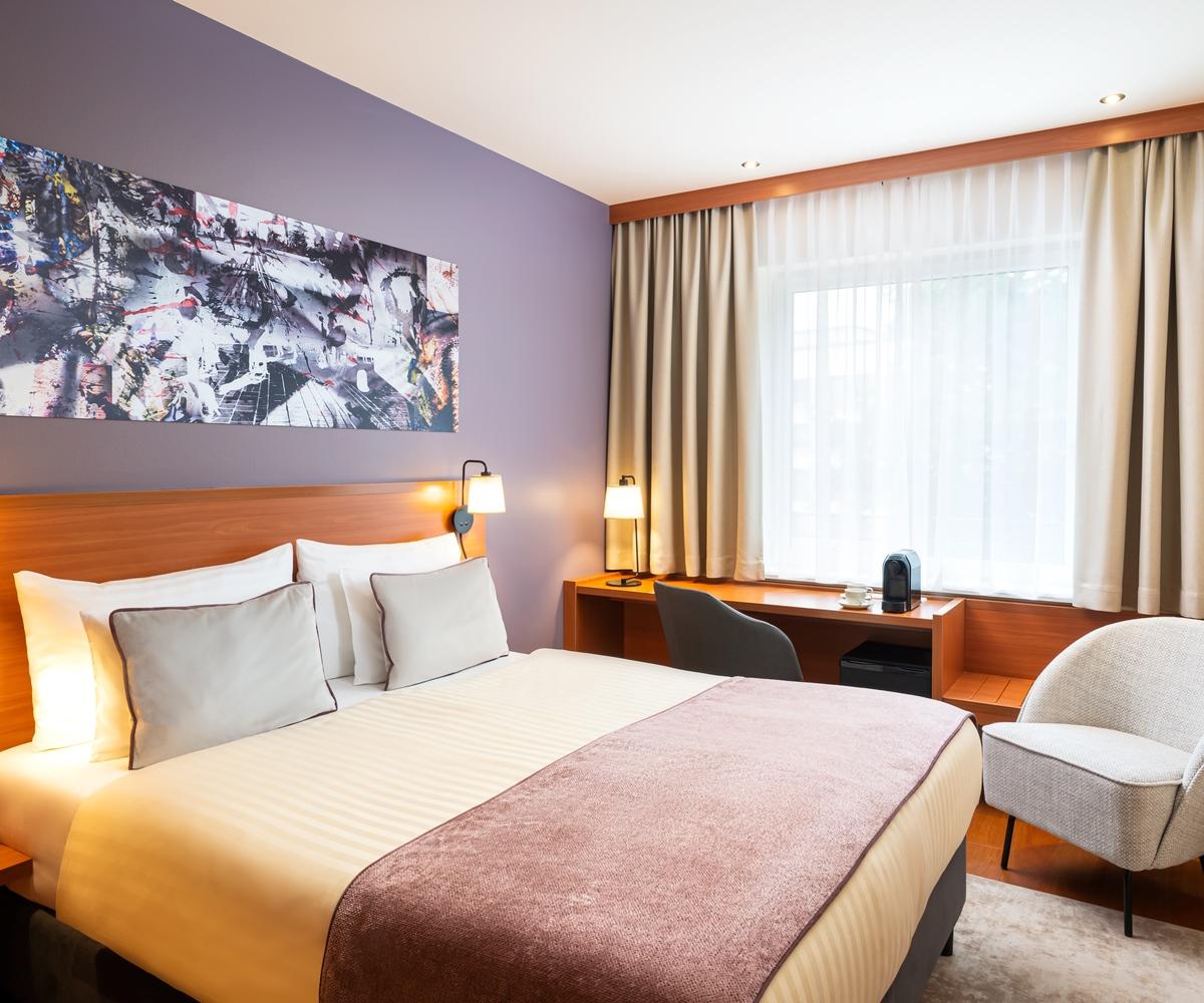 Leonardo Hotel Salzburg City Center Екстер'єр фото