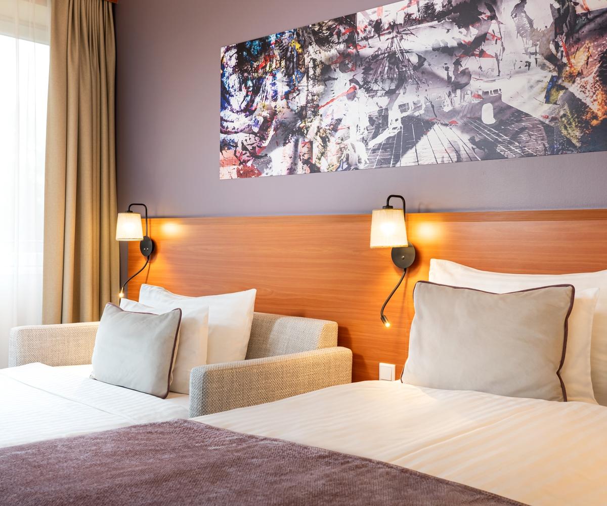 Leonardo Hotel Salzburg City Center Екстер'єр фото