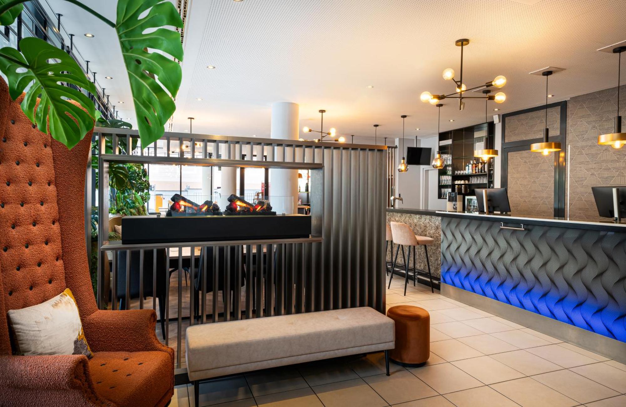 Leonardo Hotel Salzburg City Center Екстер'єр фото